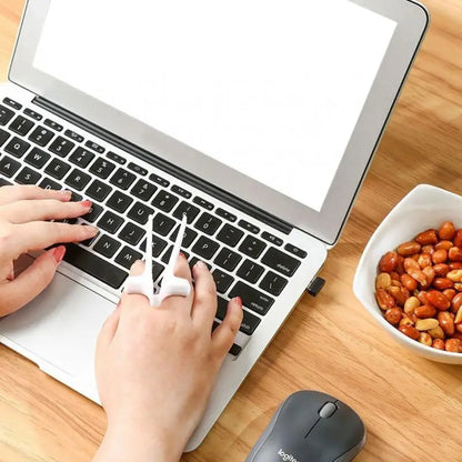 Finger Chopsticks for Gaming / Snack Finger Assistant